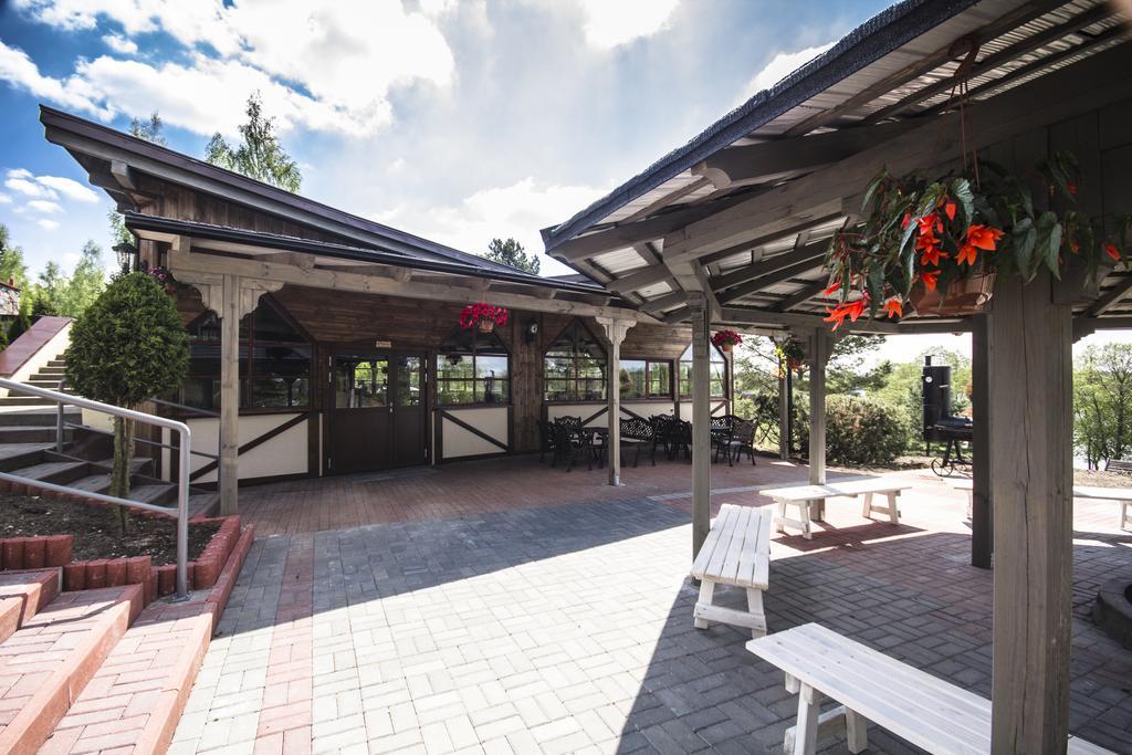 尼兹维亚德克酒店 韦茨泽基斯韦斯基 外观 照片