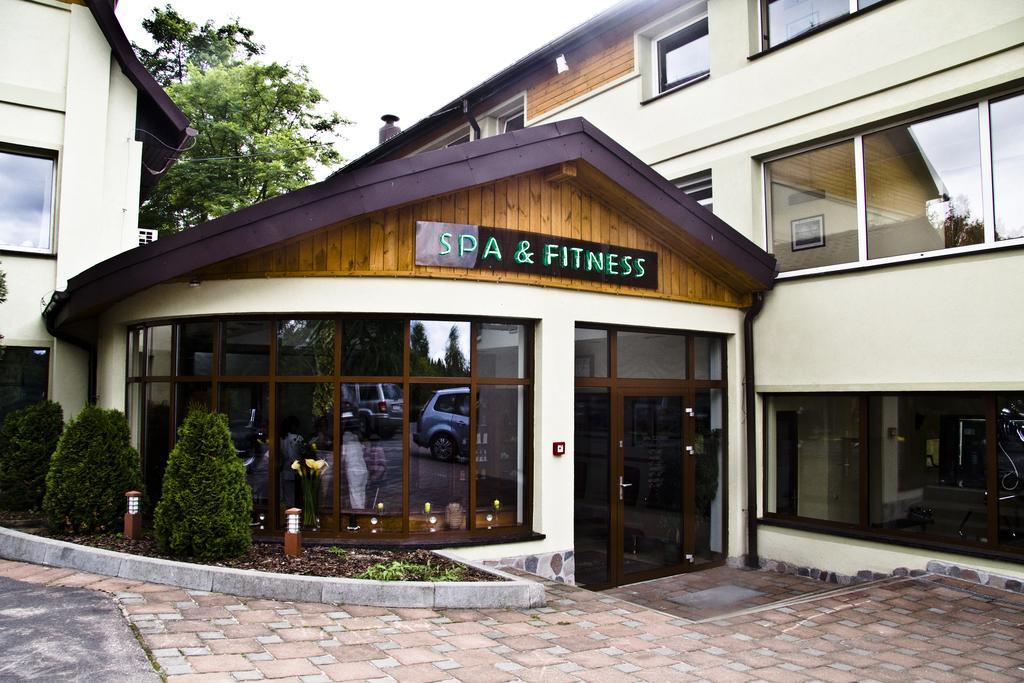 尼兹维亚德克酒店 韦茨泽基斯韦斯基 外观 照片